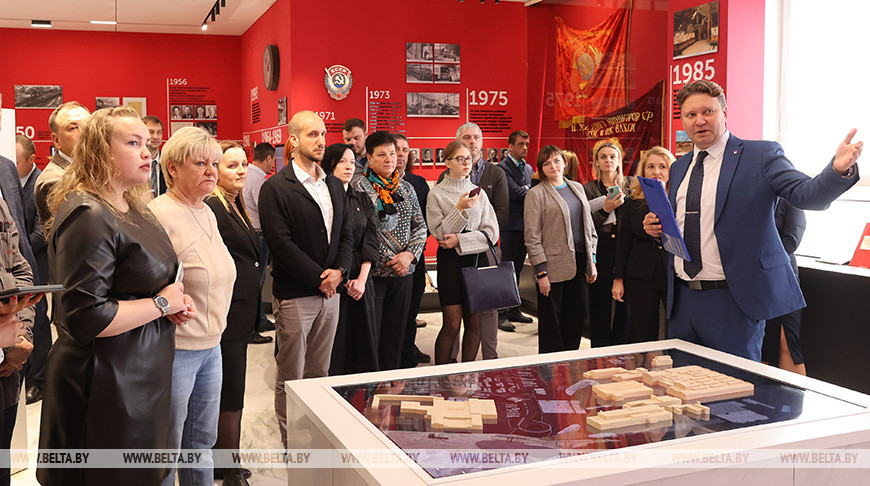 На ОАО "Керамин" открылся музей истории развития предприятия