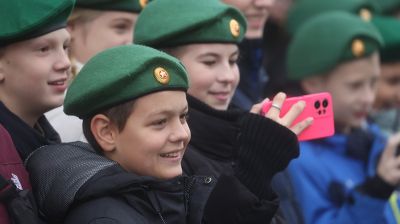 Более тысячи школьников стали гостями Института погранслужбы