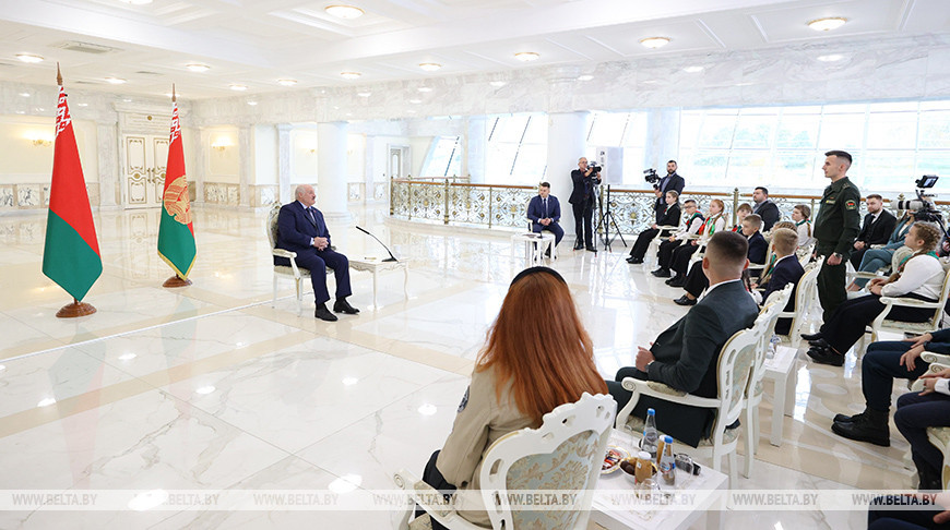 Лукашенко встретился с молодежным активом