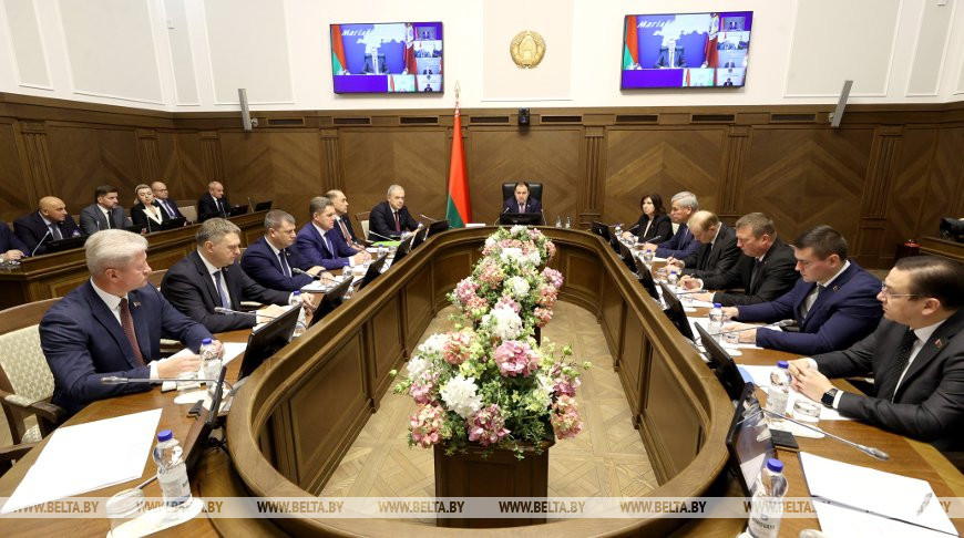 Головченко принял участие в первом заседании республиканского оргкомитета по подготовке к юбилею Победы