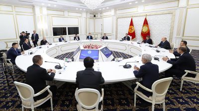 Встреча Президента Кыргызстана с главами делегаций стран - участников заседания ШОС состоялась в Бишкеке