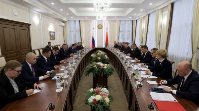 В правительстве Беларуси прошла встреча с делегацией Вологодской области
