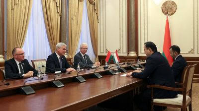 Андрейченко встретился с Чрезвычайным и Полномочным Послом Таджикистана в Беларуси