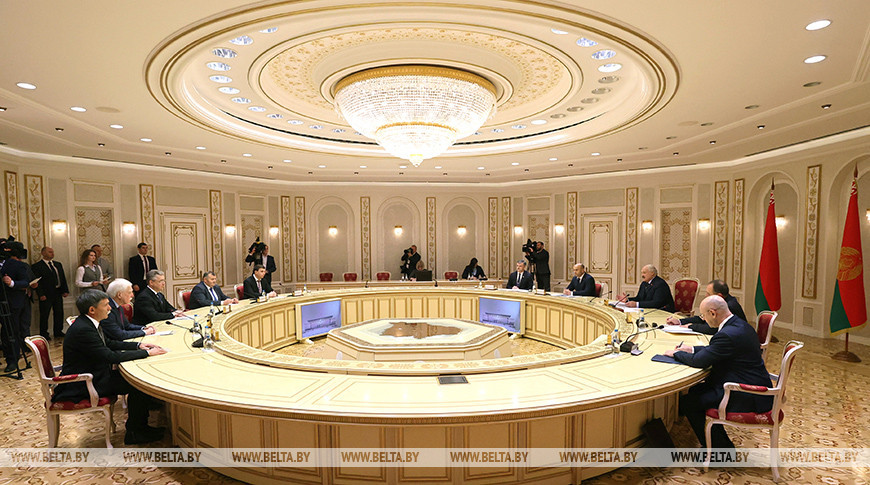 Лукашенко провел встречу с губернатором Ставропольского края