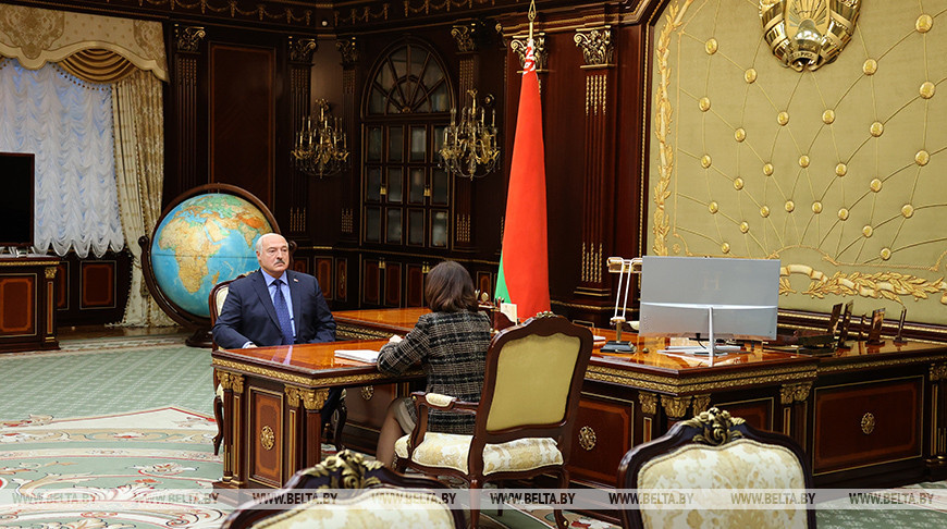 Лукашенко принял с докладом председателя Совета Республики