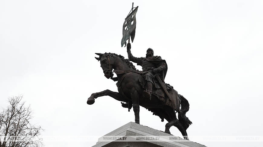 Памятник Александру Невскому торжественно открыли в Минске