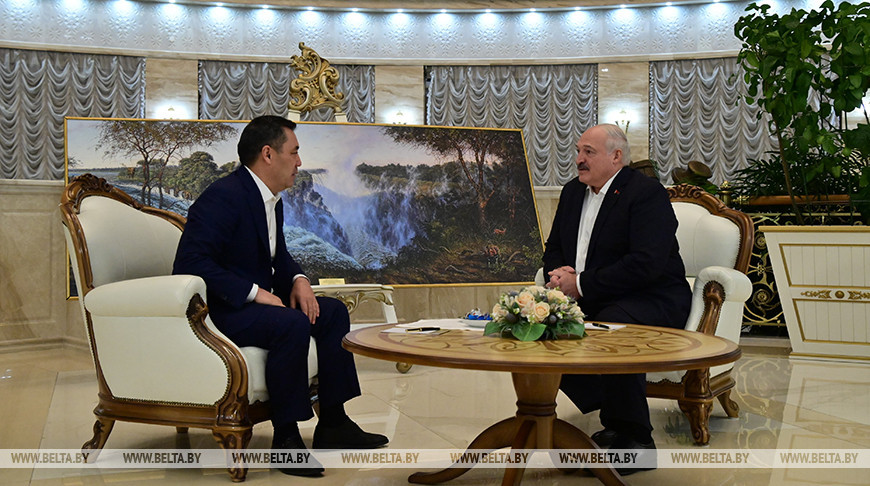 Лукашенко провел встречу с Президентом Кыргызстана Садыром Жапаровым