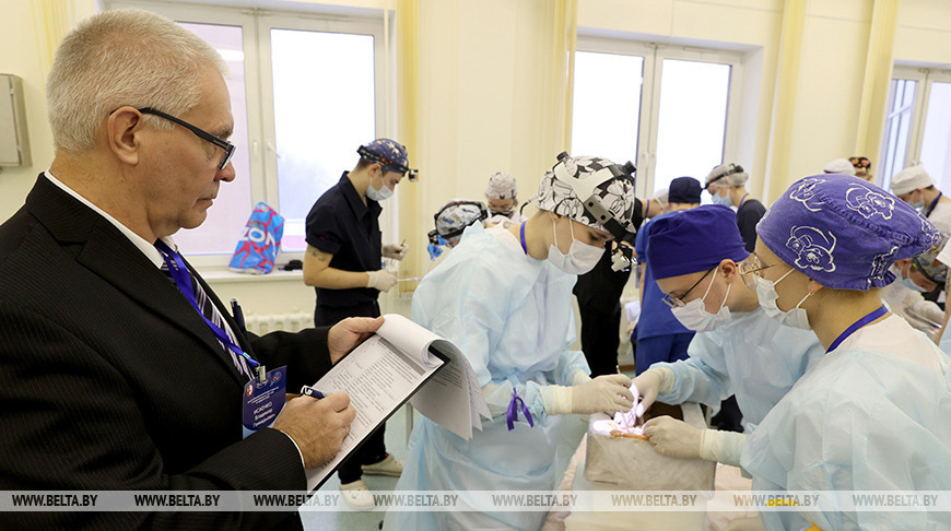 Олимпиада по хирургии среди студентов Беларуси и России проходит в Витебске
