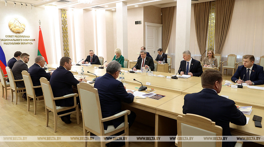 Межрегиональное сотрудничество Беларуси и России обсудили на заседании межпарламентской комиссии в Минске