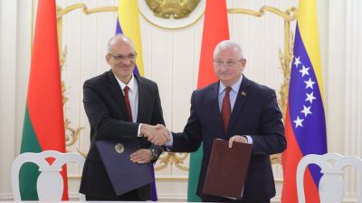 Беларусь и Венесуэла подписали пакет документов по итогам встречи в Минске