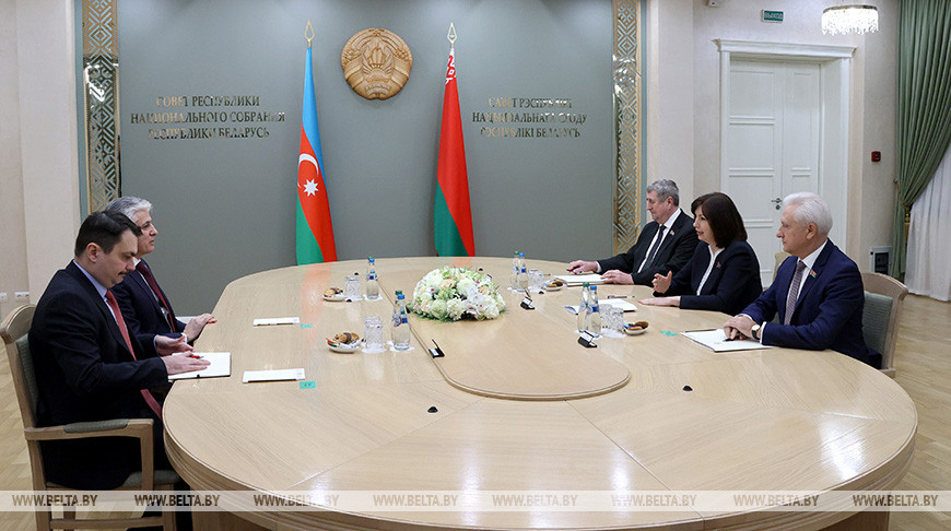 Кочанова провела встречу с послом Азербайджана