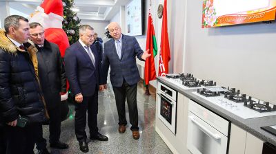 Губернатор Иркутской области посетил производство УП "Гефест-техника"
