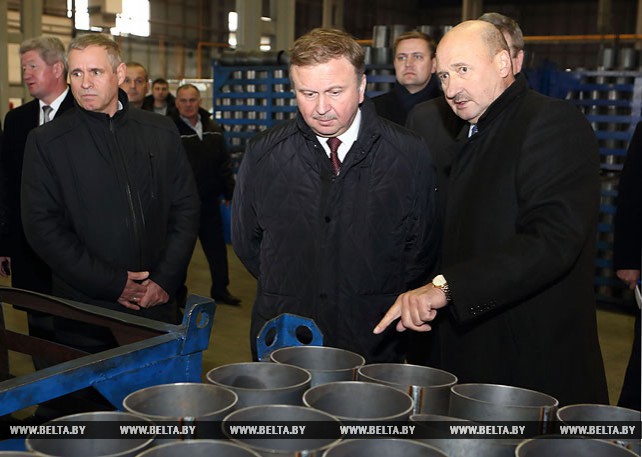 Кобяков посетил Новогрудский завод газовой аппаратуры