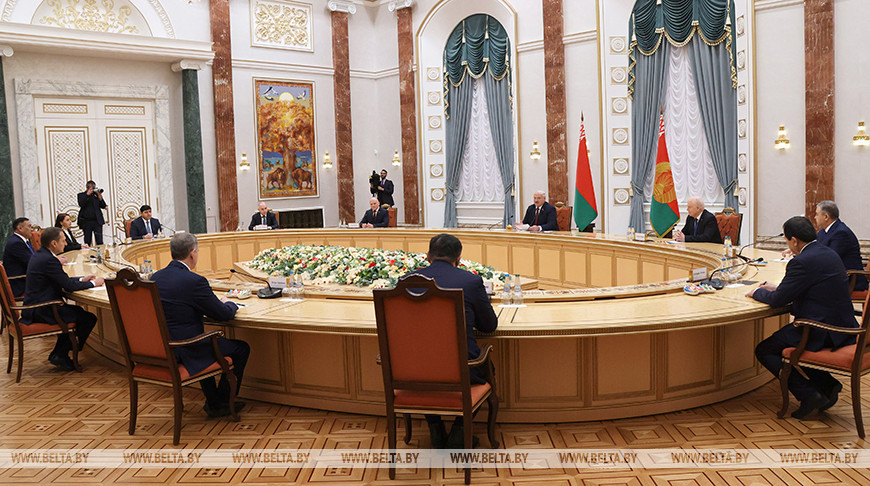 Лукашенко встретился с руководителями органов безопасности стран СНГ