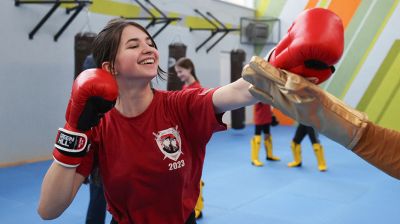 Залы по самбо и таиландскому боксу в рамках спортивно-благотворительного проекта "Смелый шаг" открыли в Минске