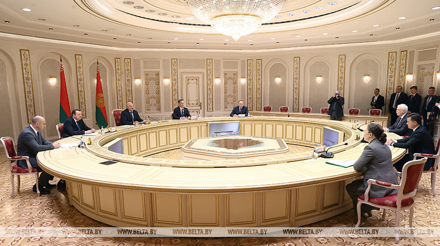 Лукашенко встретился с губернатором Московской области