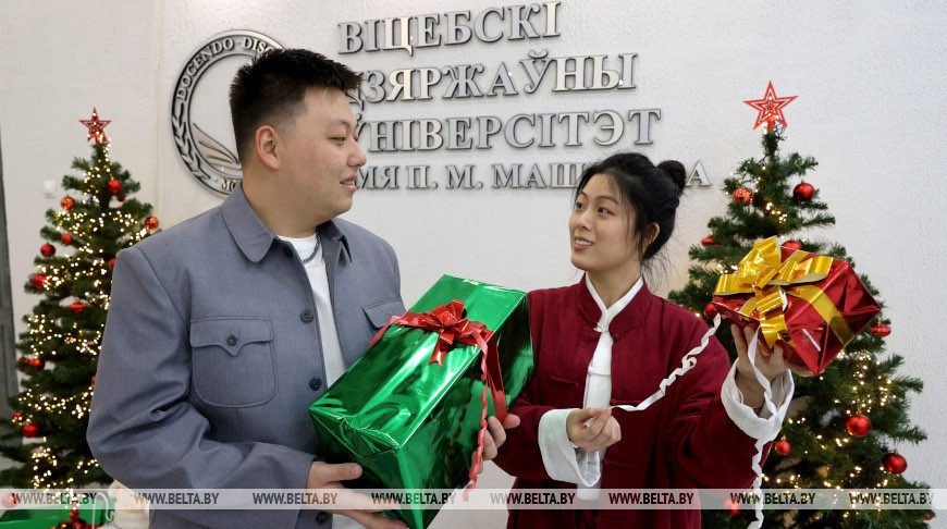 Белорусские традиции перенимают студенты из Китая в Витебске