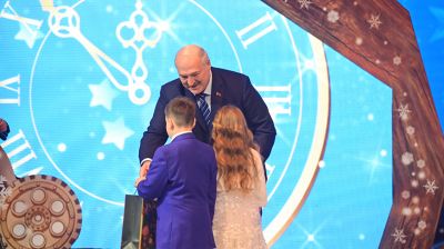Лукашенко принял участие в благотворительном празднике во Дворце Республики