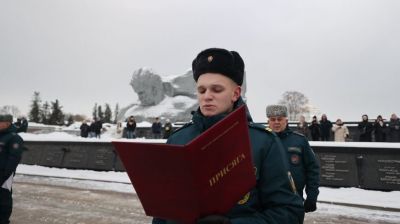 Около 80 молодых сотрудников МЧС приняли присягу в Брестской крепости 