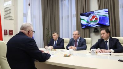 Карпенко провел встречу с международными наблюдателями от Парламентского собрания Союза Беларуси и России