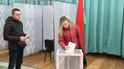 В Беларуси открылись участки для голосования на выборах депутатов