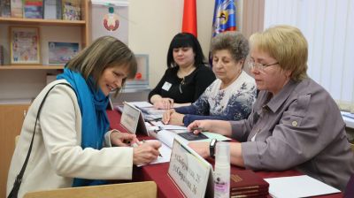 В Минске на избирательных участках идет голосование