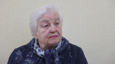 Мама космонавта Олега Новицкого голосует в родном Червене
