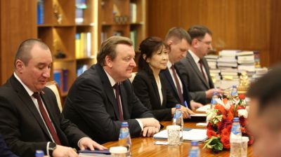  Алейник передал Президенту Монголии послание от Лукашенко
 
