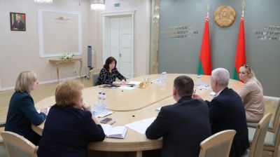 Кочанова проводит личный прием граждан в Минске