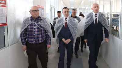 Субботин ознакомился с производством Витебского завода радиодеталей "Монолит"