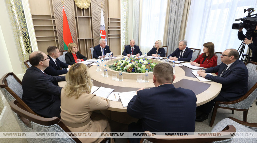 ЦИК Беларуси зарегистрировал 56 кандидатов в члены Совета Республики