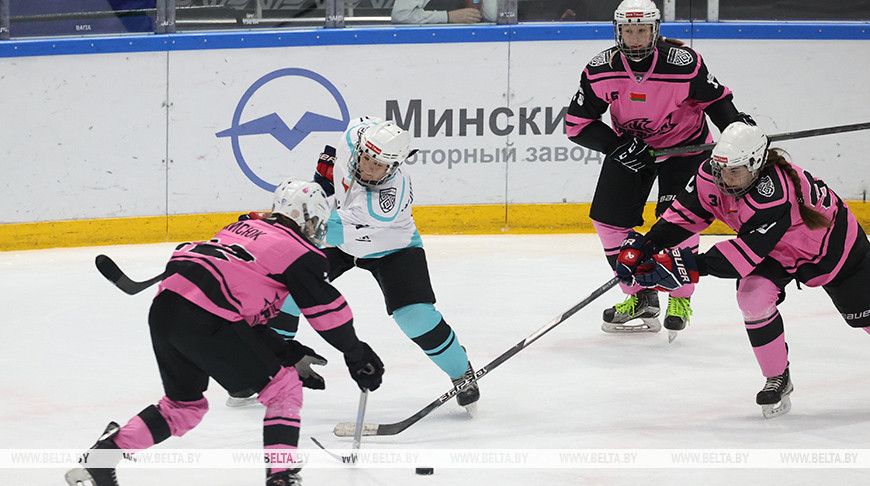 "Березина" и "Цитадель" вышли в финал женского чемпионата страны по хоккею