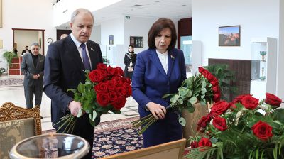 Кочанова и Сергеенко оставили записи в книге соболезнований в посольстве Ирана