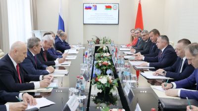 Прошла встреча председателя Гомельского облисполкома с делегацией Магаданской области
