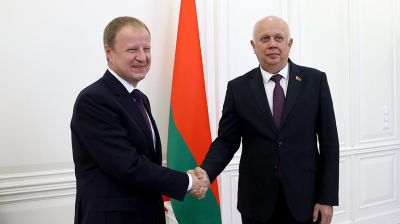 Сивак провел встречу с губернатором Алтайского края