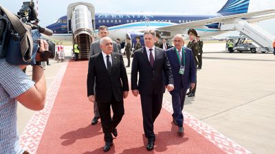 Премьер-министр Азербайджана прибыл в Минск для участия в заседании Евразийского Межправсовета