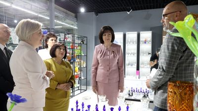 Парламентская делегация Азербайджана ознакомилась с продукцией белорусского производства  