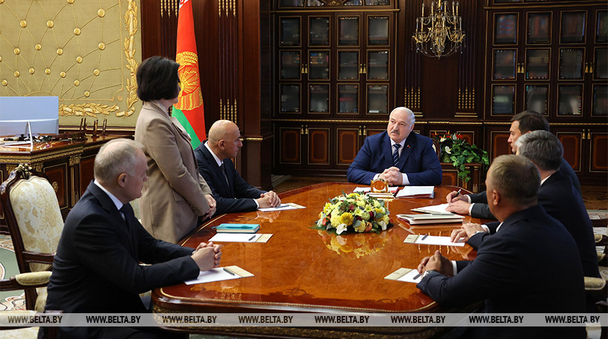 Лукашенко рассмотрел кадровые вопросы  