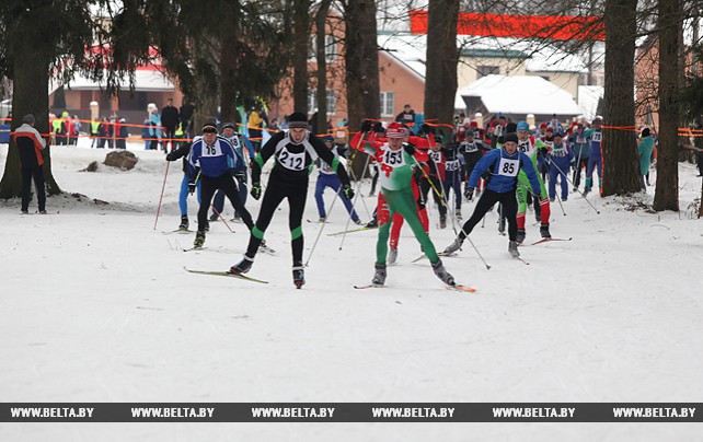 Спортивный праздник "Белорусская лыжня – 2017" прошел в Печерском лесопарке