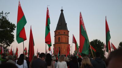 Более 5 тыс. человек собрались во время акции "Звон скорби" на Буйничском поле