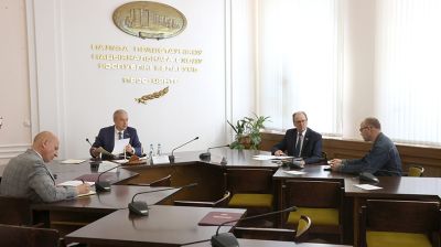 Сергеенко провел личный прием граждан в Минске