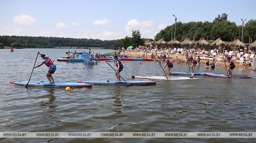 Международные соревнования по серфингу прошли в Минском районе