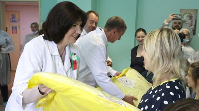 Кочанова поздравила родившихся 3 июля малышей и их мам в Минске