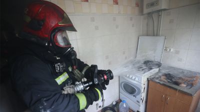 Ликвидация пожаров: столичные спасатели отрабатывают практические действия  