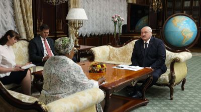 Лукашенко на встрече с первой леди Нигерии: нам очень интересна ваша страна и думаю, что мы будем вам полезны