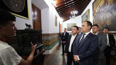 Головченко посетил дом-музей Симона Боливара в Каракасе