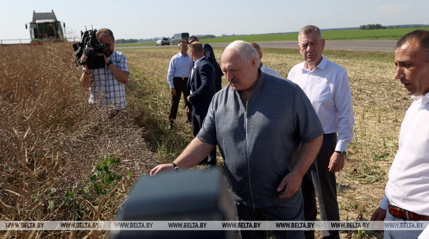 Лукашенко совершил рабочую поездку в Минский район