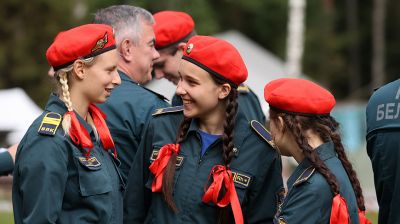 В Логойском районе стартовали сборы военно-патриотических клубов МЧС