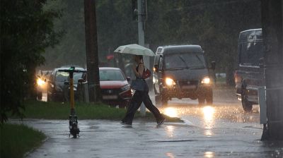 Жару смыло дождем. Непогода обрушилась на Минск    