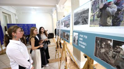 В Академии управления представили книгу БЕЛТА "Суперпозиция. Параллельные миры"